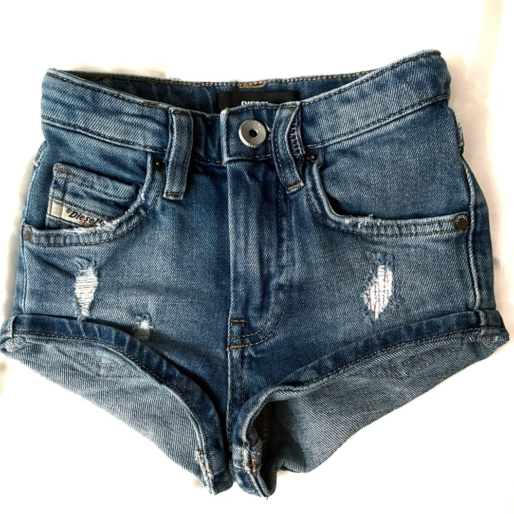 Disele Kids denim shorts. Size 4T. NWOT.